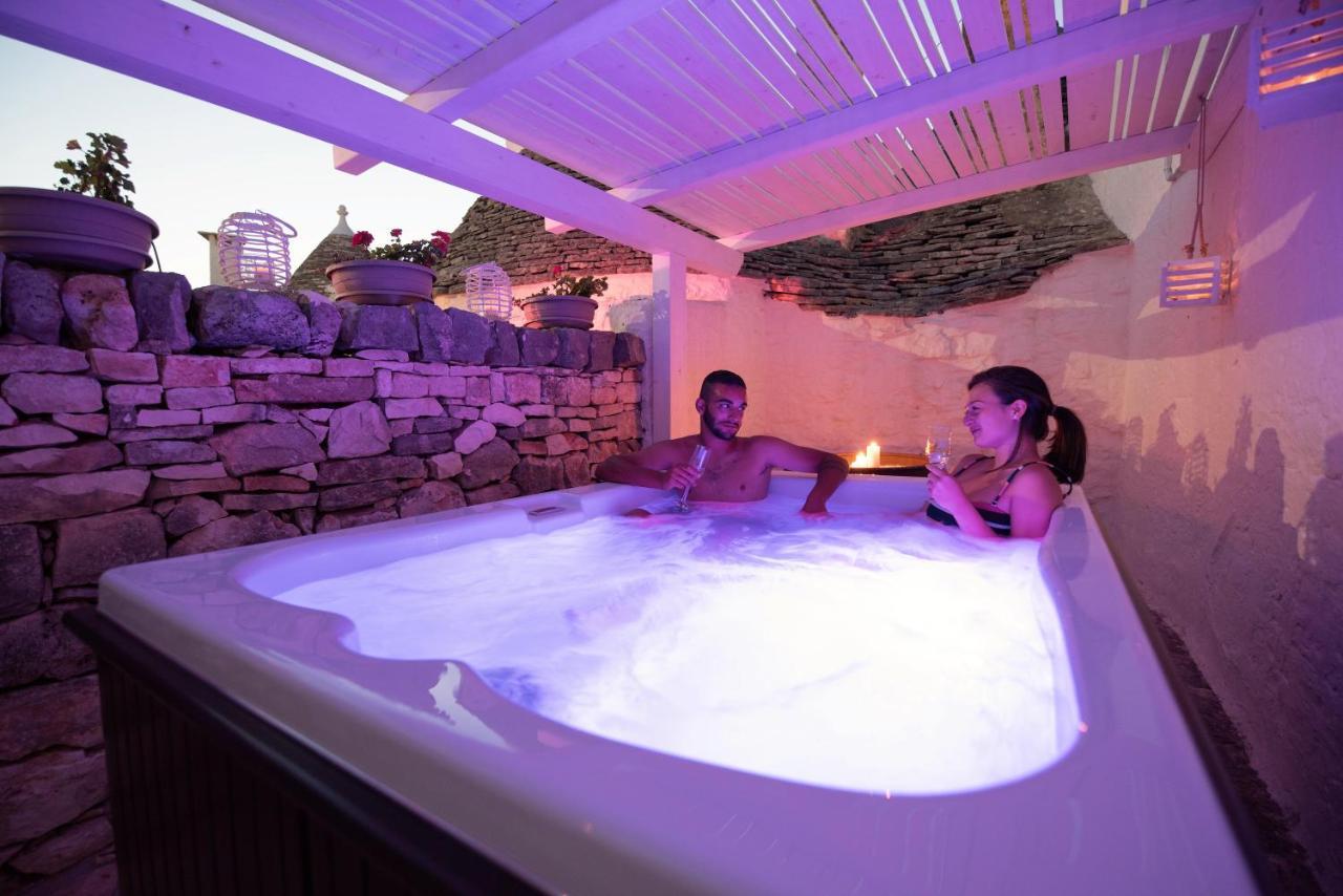Trulli Holiday Deluxe & Wellness Alberobello Eksteriør bilde